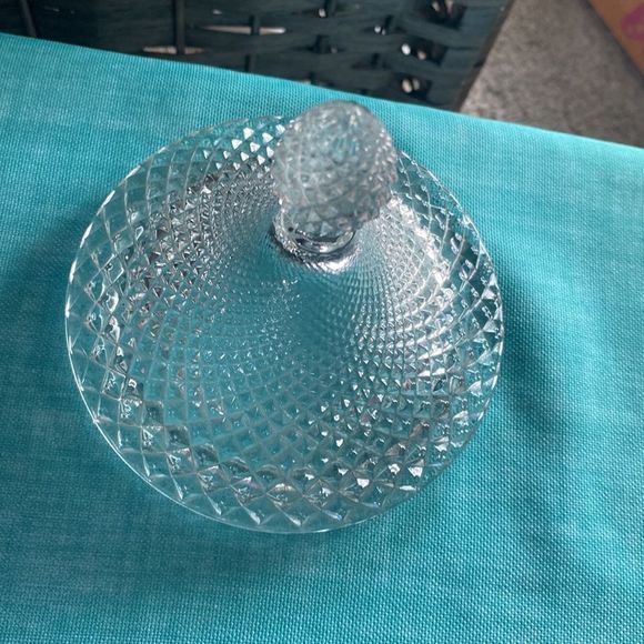 Vintage Cut Class Vase Urn With Lid - Picture 11 of 14